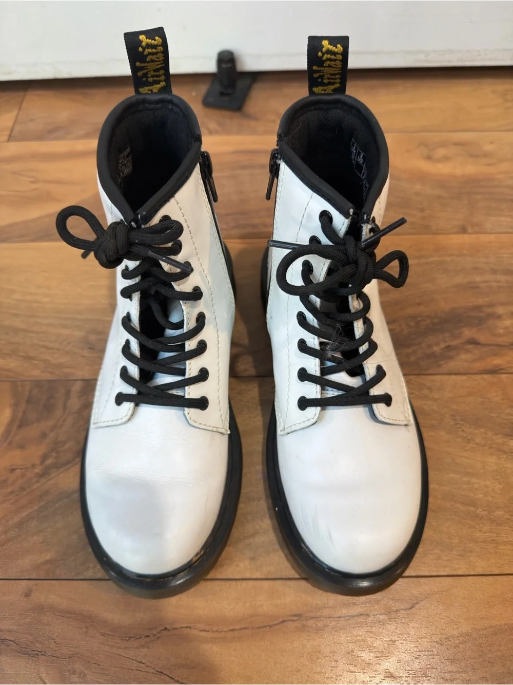 Dr Doc Martens 1460J Combat Boots Youth Size 3 US White Leather Lace Up Side Zip